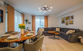 Alvera Apartament